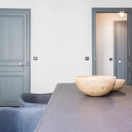Design And Charming Flat Totally Refurbished Paris